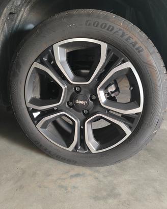 4 Gomme Goodyear 215/55 R18 99V - Jeep Avenger