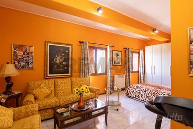 Casa Semindipendente - Catania