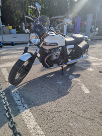 Guzzi V 7 classic km 33.000