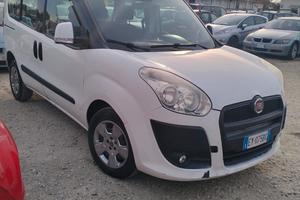 Fiat Doblo Doblò 2.0 MJT PC Combi M1 SX E5+