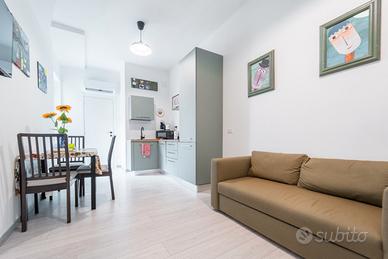 Bivano con balcone via donoratico