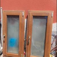 Balconi 4 in Pino di Svezia Battente e Vasistas 