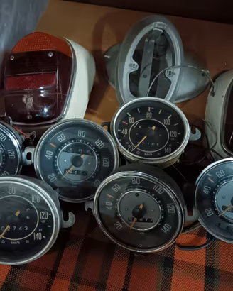 Ricambi originali Volkswagen Maggiolino, NOS