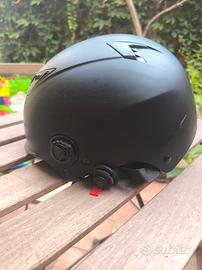 casco per monopattino, bici, skateboard