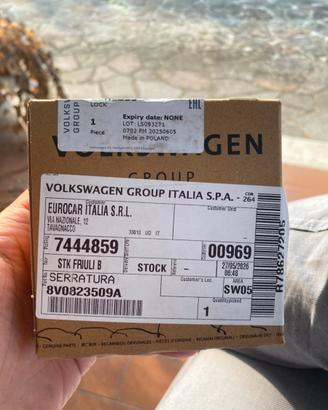 Blocco serratura cod 8V0823509A