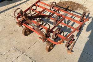 Estirpatore/coltivatore a molle 1.30m FM