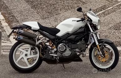 Ducati Monster s4r 996 My 2005