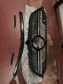 Griglia anteriore diamantata mercedes classe a amg