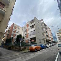 5 LOCALI A TORRE DEL GRECO