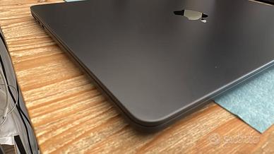 MacBook Air 13″ M3 Ram 24GB, SSD 512GB, Ex-Nuovo