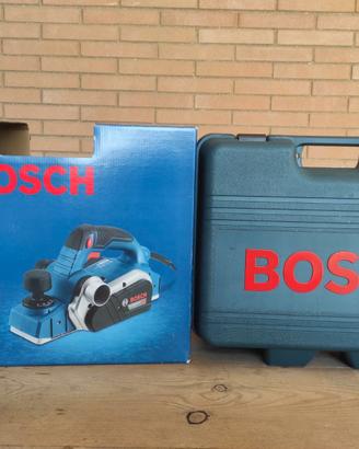 Pialla elettrica Bosch Professional.