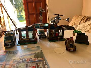 Lego Guardia Forestale 4440 e 4441 Collezionismo In vendita a Verona - Main Image