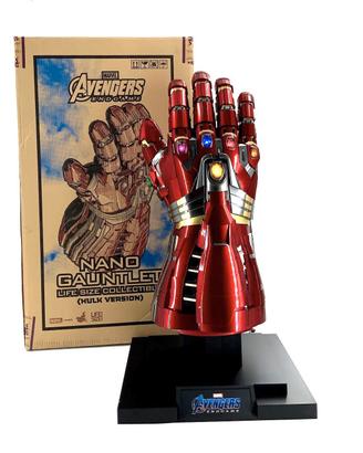 Hot Toys nano gauntlet Hulk version