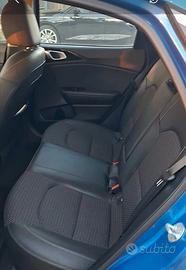 auto kia xceed 1.6 diesel Style