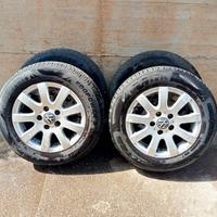 gomme con cerchi golf V serie