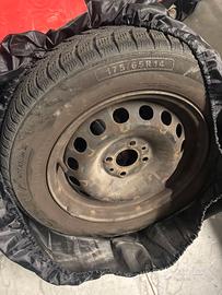Cerchi in ferro e gomme Fiat Panda