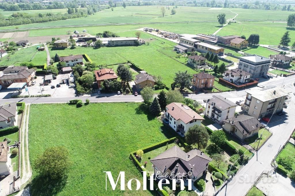 Terreno di 1372 m² a Dubino - Vista 3