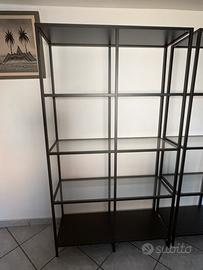 5 scaffali IKEA VITTSJÖ PARI AL NUOVO