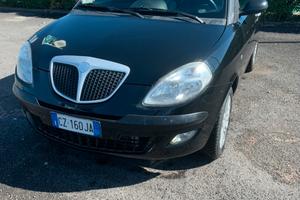 Lancia Ypsilon MOMO DESIGN