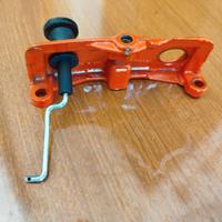 HUSQVARNA L 65 -L 77 Piastra supporto leva aria