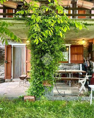 CASA INDIPENDENTE A LIVO