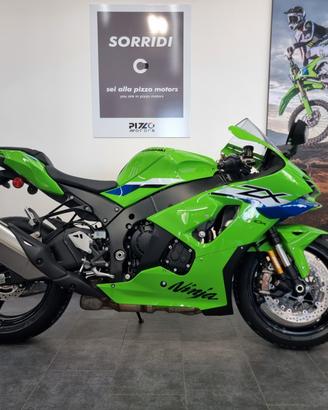 Kawasaki ZX 10 Ninja R 1000 ZX-10R - ZX10R