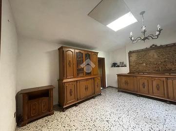 CASA SEMINDIPENDENTE A SCARPERIA E SAN PIERO