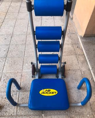 Attrezzo per addominali