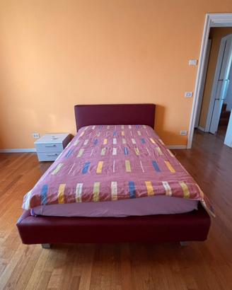 Letto una piazza e mezzo in pelle bordeaux