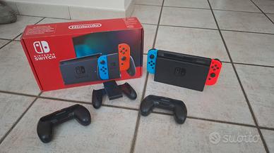 Nintendo Switch V2 (Rosso/Blu Neon.  