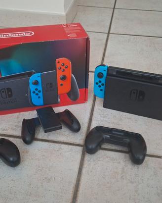 Nintendo Switch V2 (Rosso/Blu Neon.  