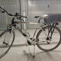 Bici Trekking 28" BOTTECCHIA Verde Natura