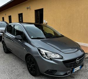 Opel Corsa 1.4 5 porte b-Color