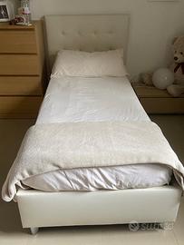 Letto contenitore singolo con piedini