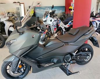 Yamaha TMAX 560 - 2026