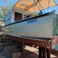 Natante barca semi cabinato Entro fuoribordo