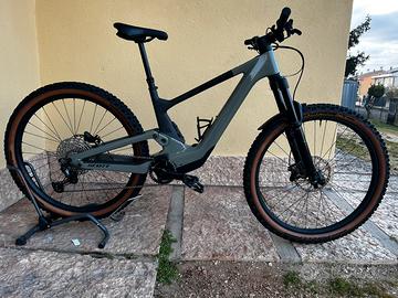 Scott voltage 910 eride tg M