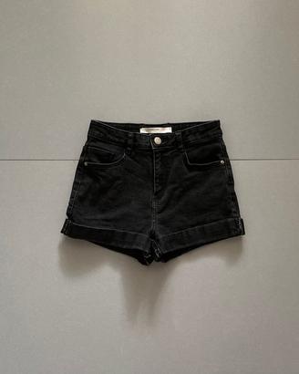 Zara Trafaluc Pantaloncini in denim nero a vita al