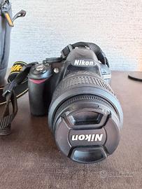 Nikon D3100 + Nikkor 18-55mm VR