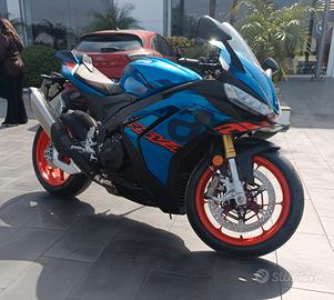 APRILIA RSV4 NUOVA KM 0
