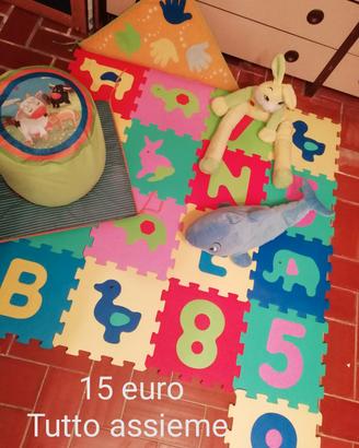Tappeto morbido  e giochi 