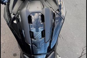moto con 12000 km 