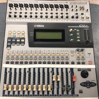 YAMAHA 01V MIXER DIGITALE