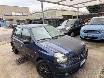 Renault Clio 1.2 BENZINA NEOPATENTATI CONSUMI BASS