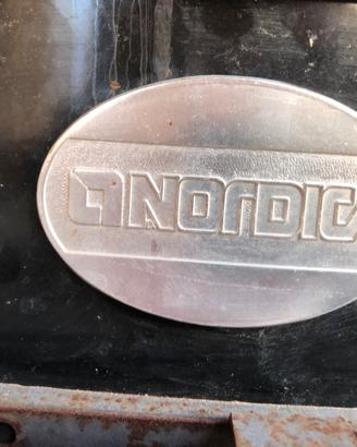 Stufa a legna Nordica