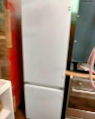 Frigorifero SMEG da incasso totale
