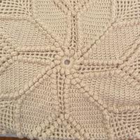 Coperta all uncinetto tipo irlandese