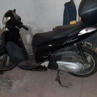 Sh 300 Ricambi vari del 2009