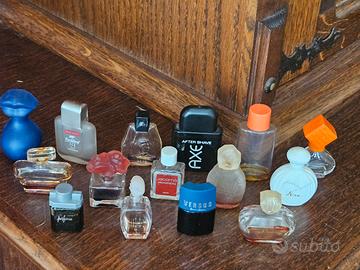 lotto n. 2 di 15 bottiglie vuote vintage profumo 