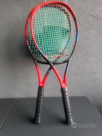 Coppia di racchette Yonex VCore100 300g L2
